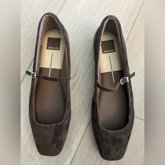 Dolce Vita Women's Dark Brown Mary Jane Flats - Picture 1 of 4